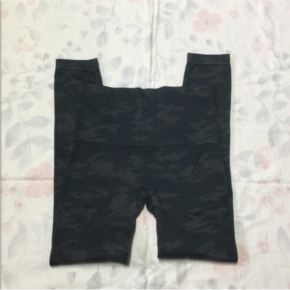 SPANX Leggings Medium